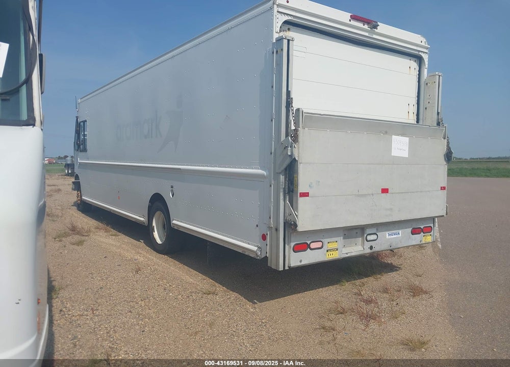 2012 FREIGHTLINER CHASSIS M LINE WALK-IN VAN VIN: 4UZAC3DV7CCBT7182