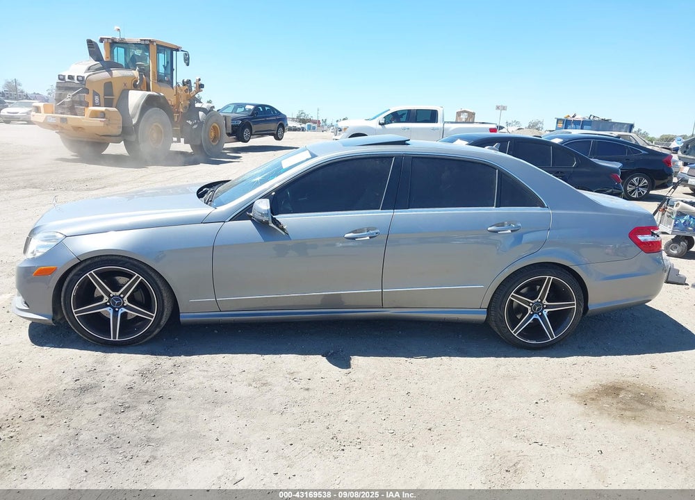 2011 MERCEDES-BENZ E 350 VIN: WDDHF5GB8BA504594