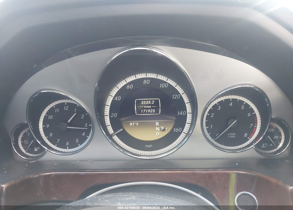 2011 MERCEDES-BENZ E 350 VIN: WDDHF5GB8BA504594