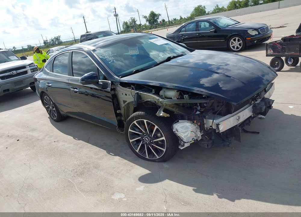 2022 HYUNDAI SONATA LIMITED VIN: KMHL34J22NA179182
