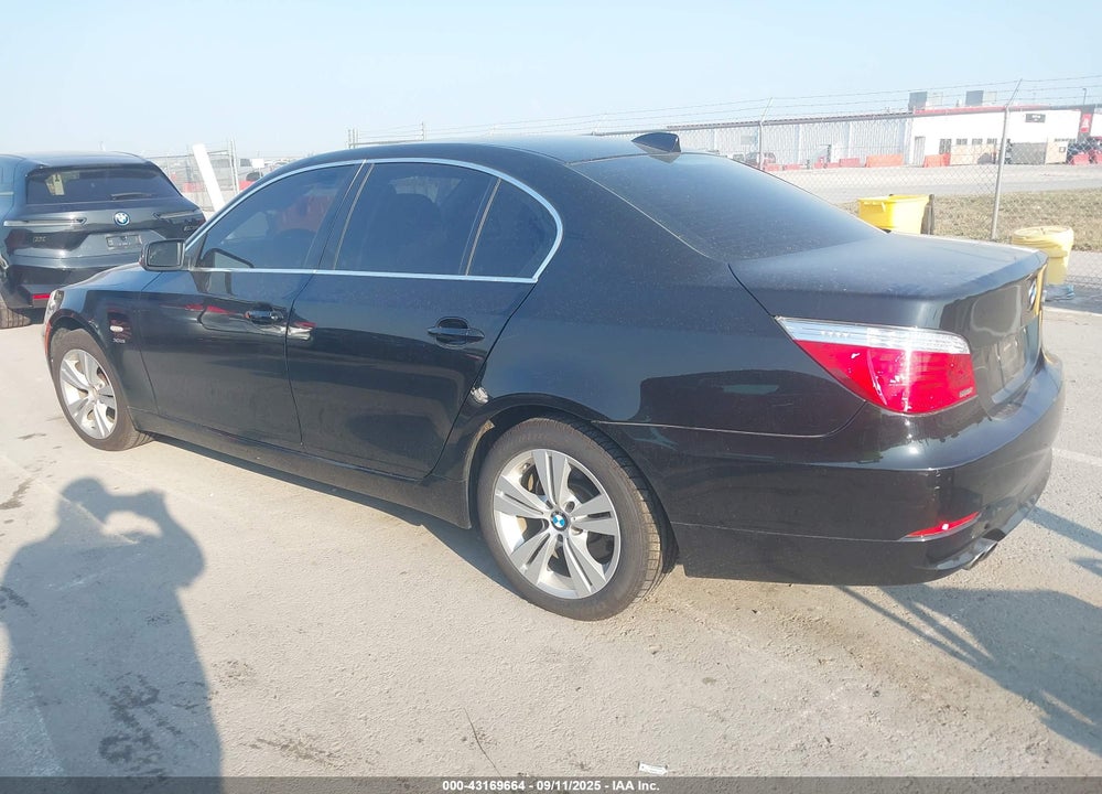 2010 BMW 5 SERIES VIN: WBANV1C57AC158241