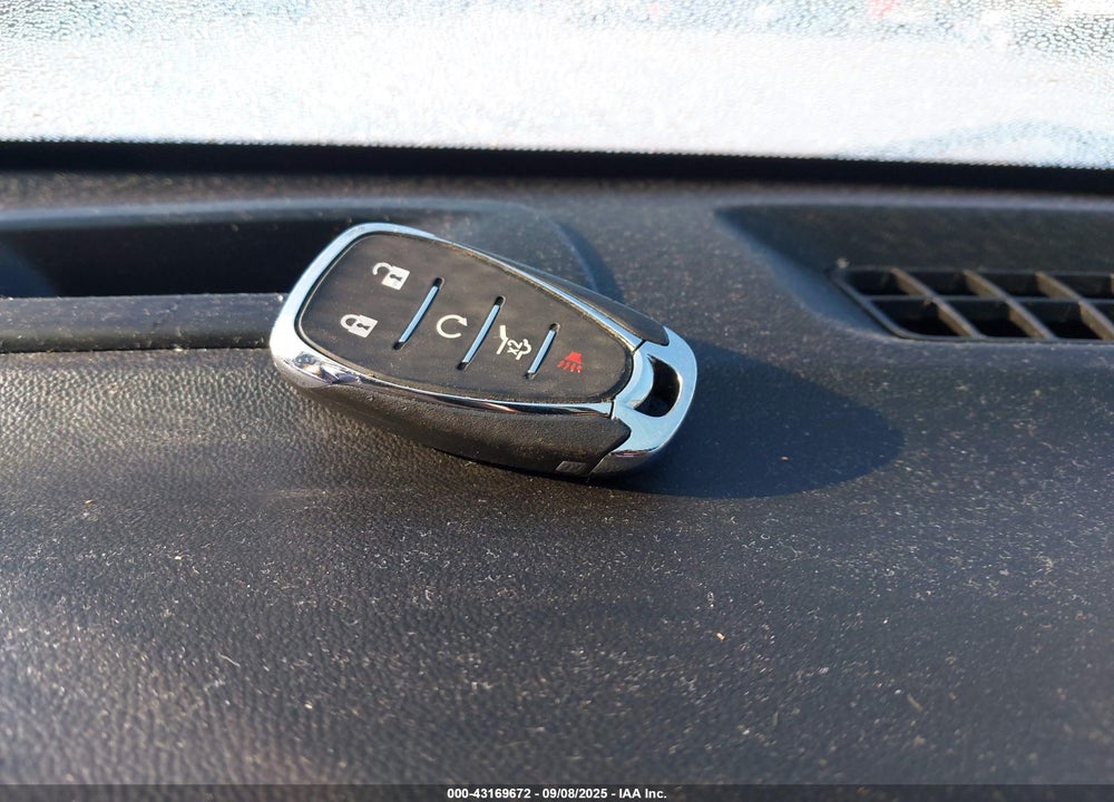 2020 CHEVROLET EQUINOX VIN: 2GNAXUEV3L6285551