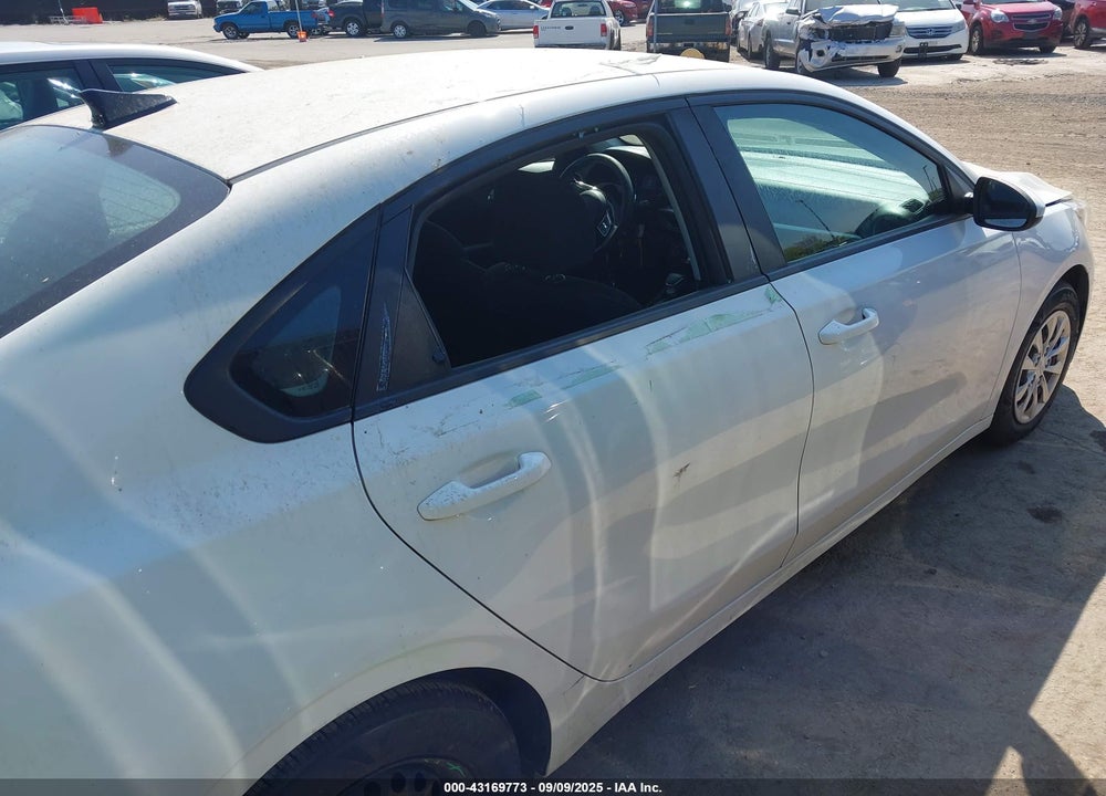 2019 KIA FORTE VIN: 3KPF24AD3KE050849