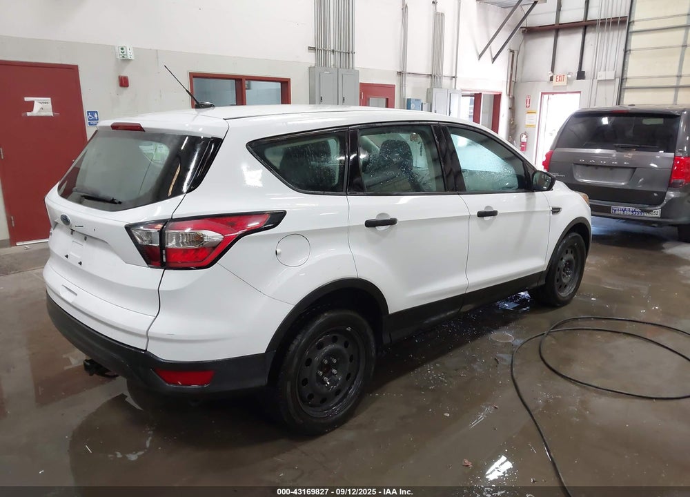 2017 FORD ESCAPE VIN: 1FMCU0F76HUE36180