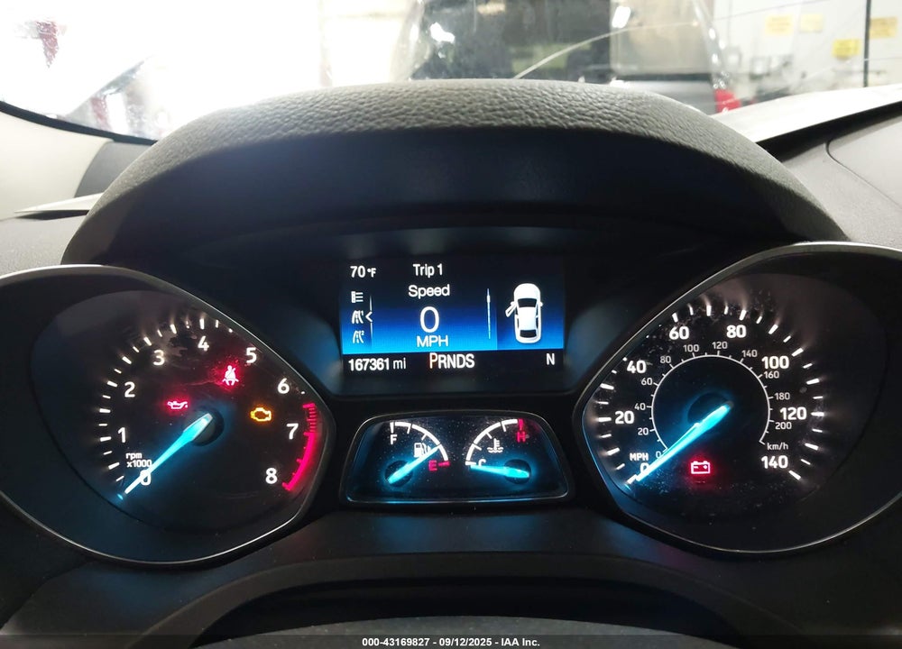 2017 FORD ESCAPE VIN: 1FMCU0F76HUE36180