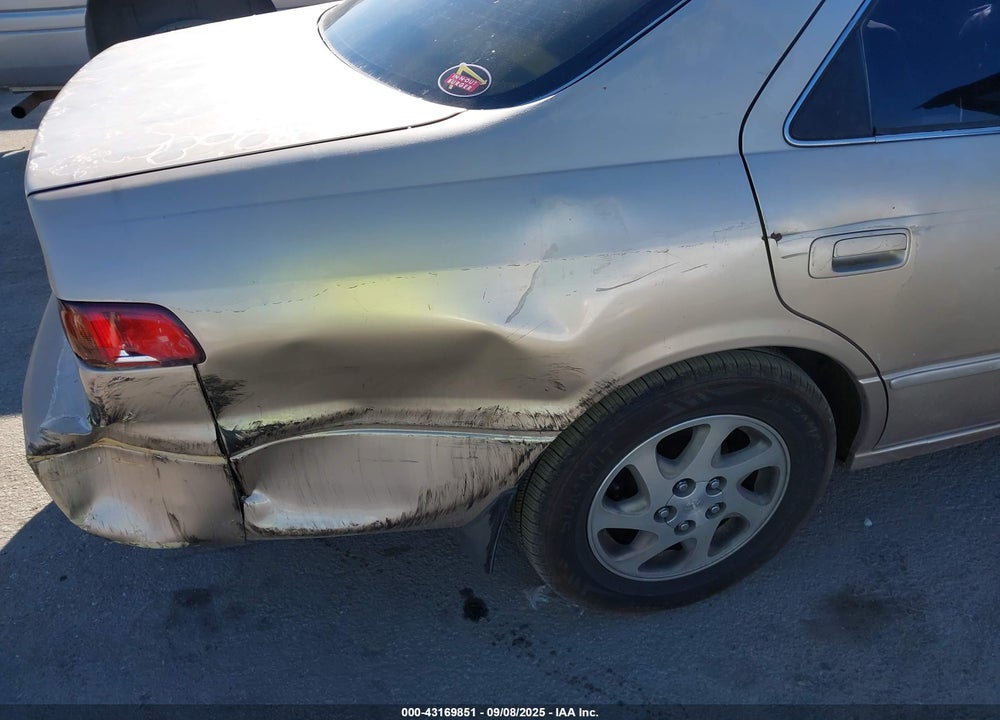 1999 TOYOTA CAMRY LE V6 VIN: JT2BF28K3X0198715