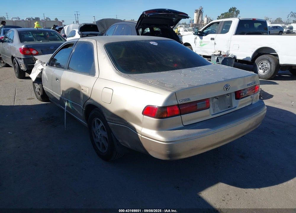 1999 TOYOTA CAMRY LE V6 VIN: JT2BF28K3X0198715