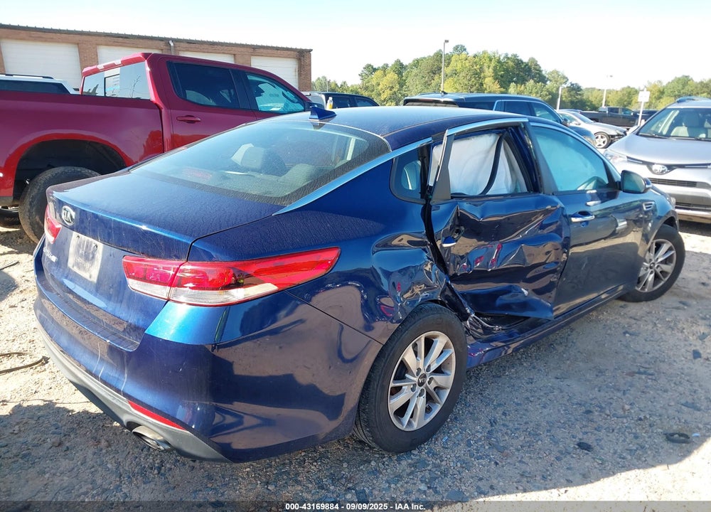 2018 KIA OPTIMA VIN: 5XXGT4L36JG186209