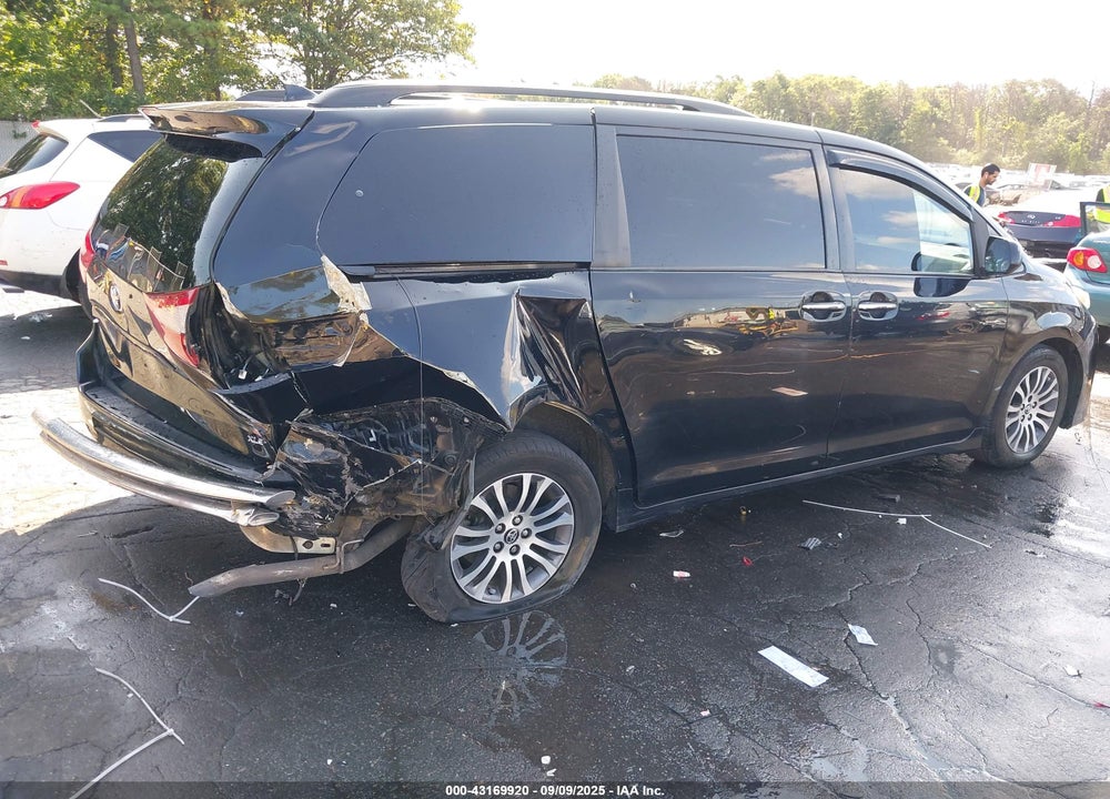 2019 TOYOTA SIENNA VIN: 5TDYZ3DCXKS979976