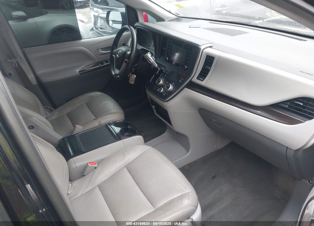 2019 TOYOTA SIENNA VIN: 5TDYZ3DCXKS979976
