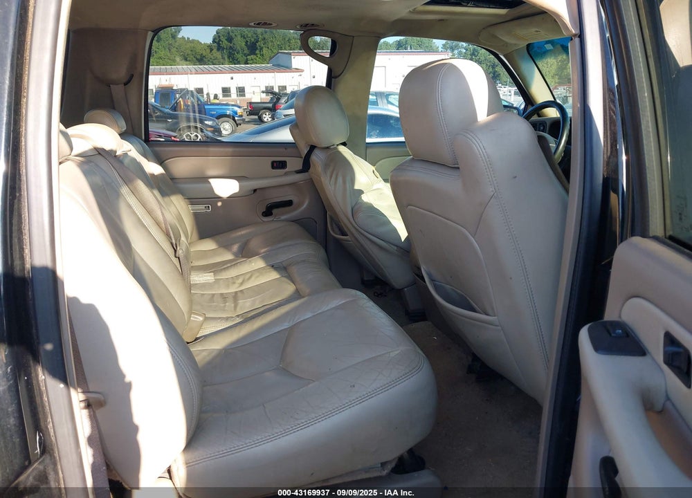 2003 CHEVROLET SUBURBAN 1500 LT VIN: 3GNFK16Z63G227006