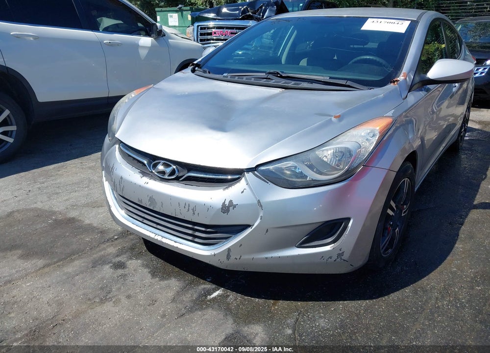2013 HYUNDAI ELANTRA VIN: 5NPDH4AE2DH355188