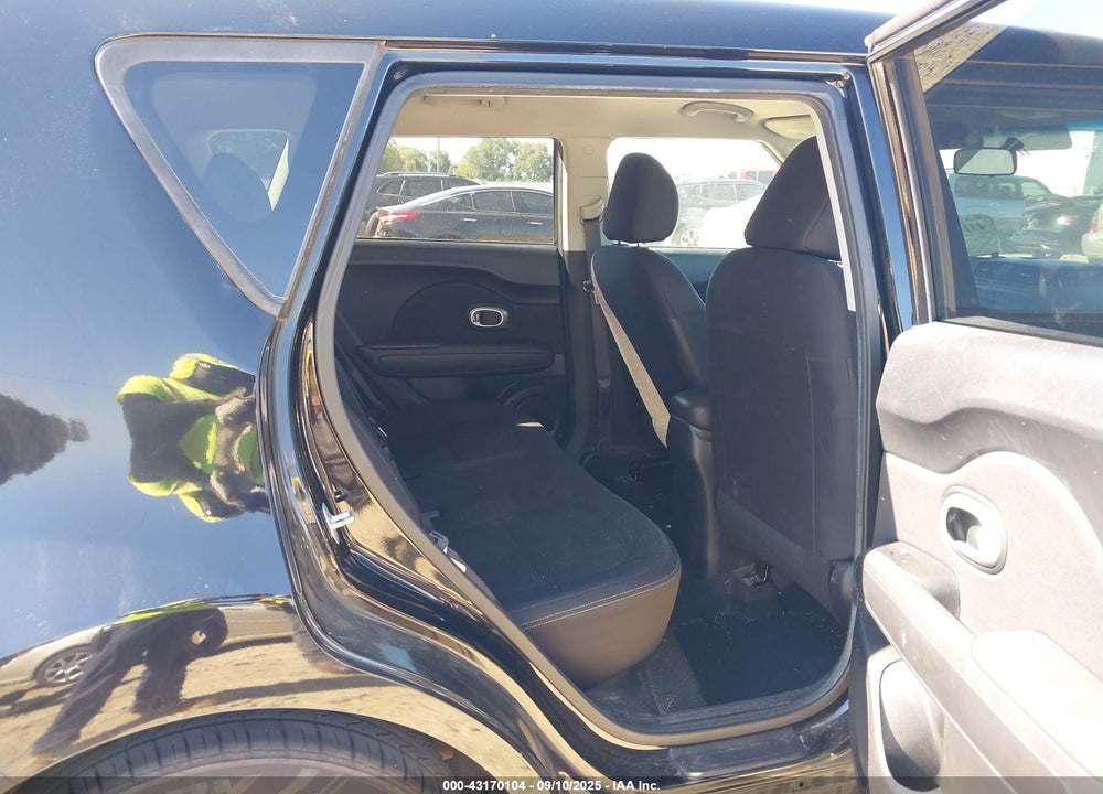 2016 KIA SOUL VIN: KNDJN2A22G7303039