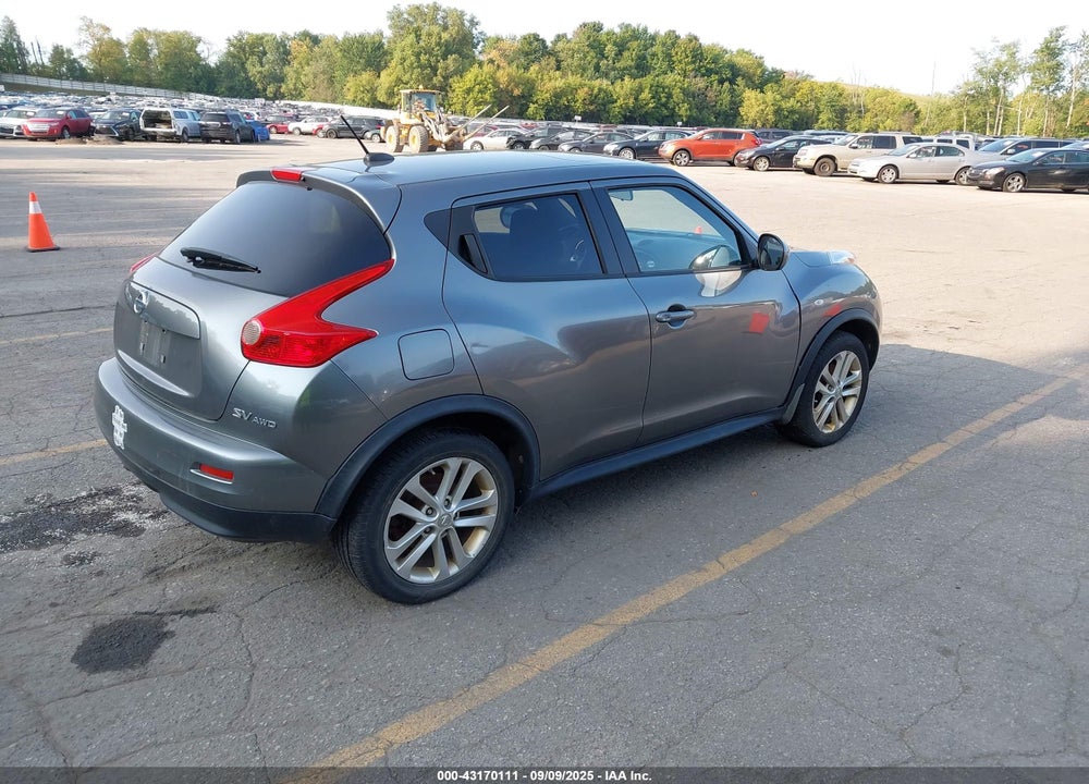 2011 NISSAN JUKE SV VIN: JN8AF5MV0BT022883