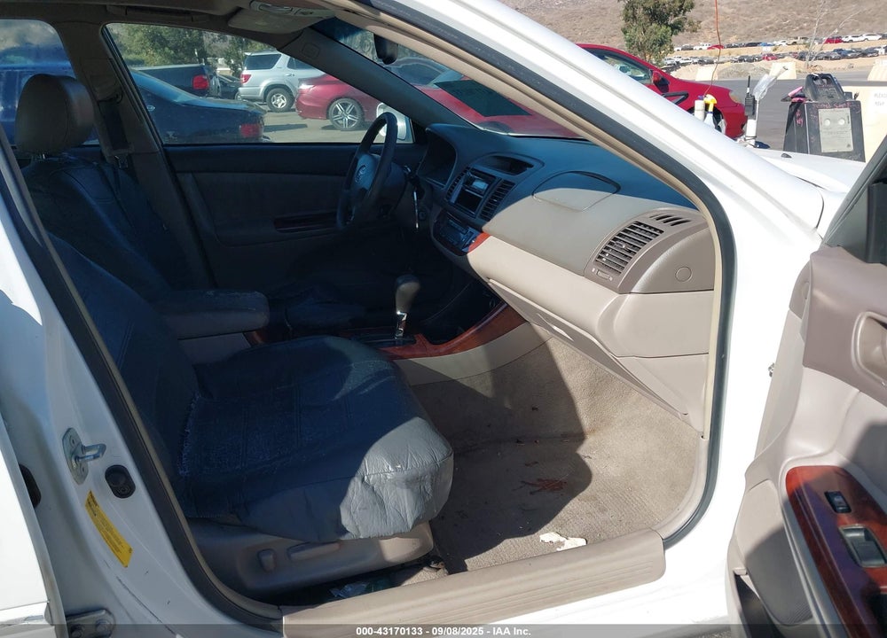 2002 TOYOTA CAMRY XLE V6 VIN: 4T1BF30K52U503461