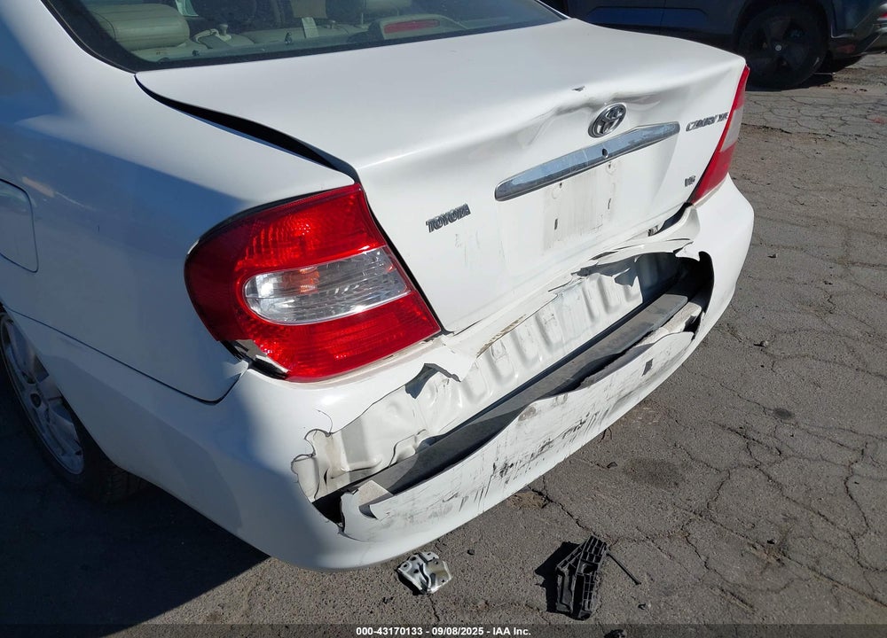 2002 TOYOTA CAMRY XLE V6 VIN: 4T1BF30K52U503461