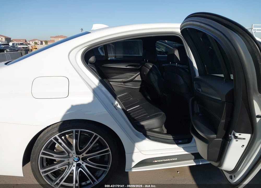 2018 BMW 5 SERIES VIN: WBAJE5C54JWA97356