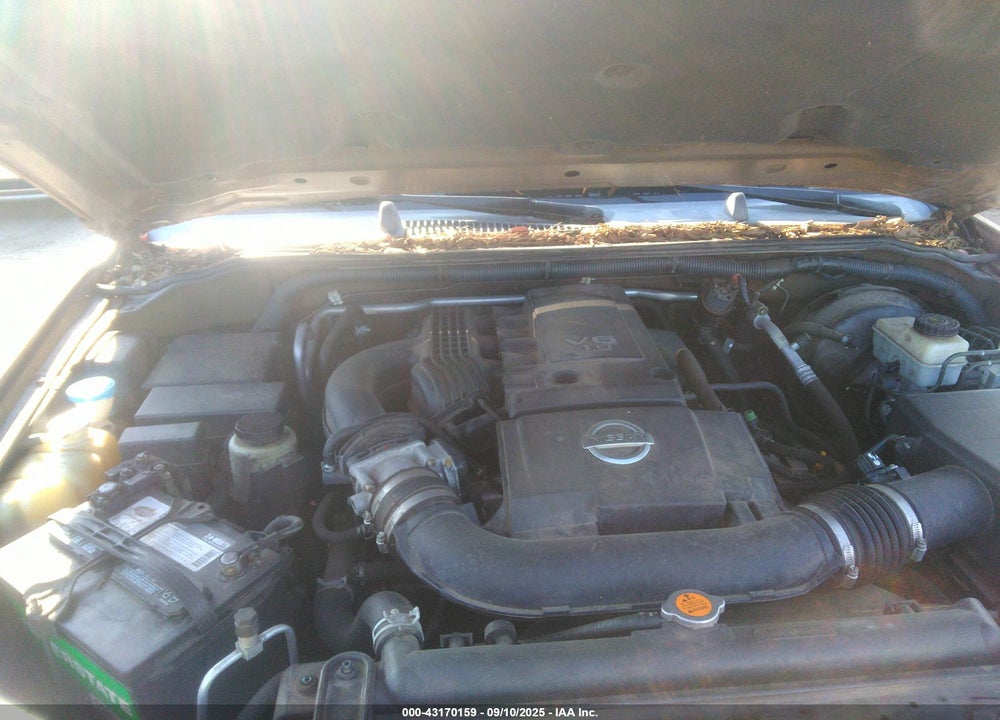 2005 NISSAN PATHFINDER LE VIN: 5N1AR18U65C725806