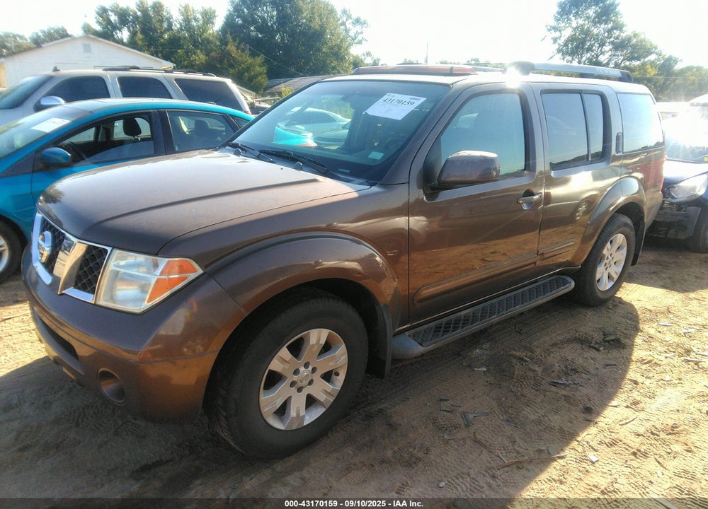2005 NISSAN PATHFINDER LE VIN: 5N1AR18U65C725806