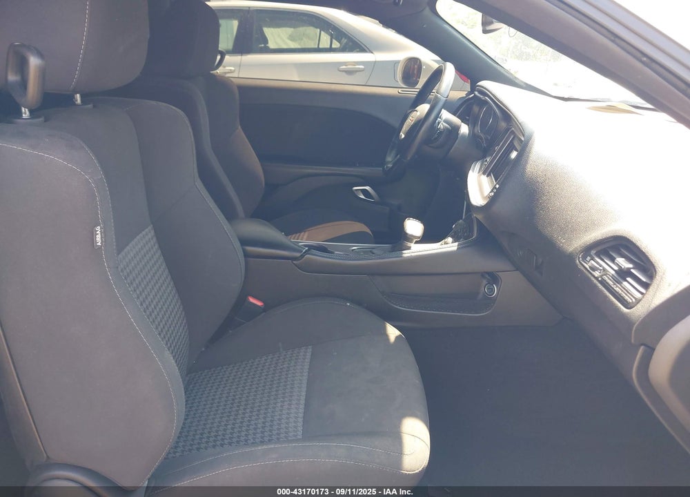2022 DODGE CHALLENGER VIN: 2C3CDZJG6NH265420