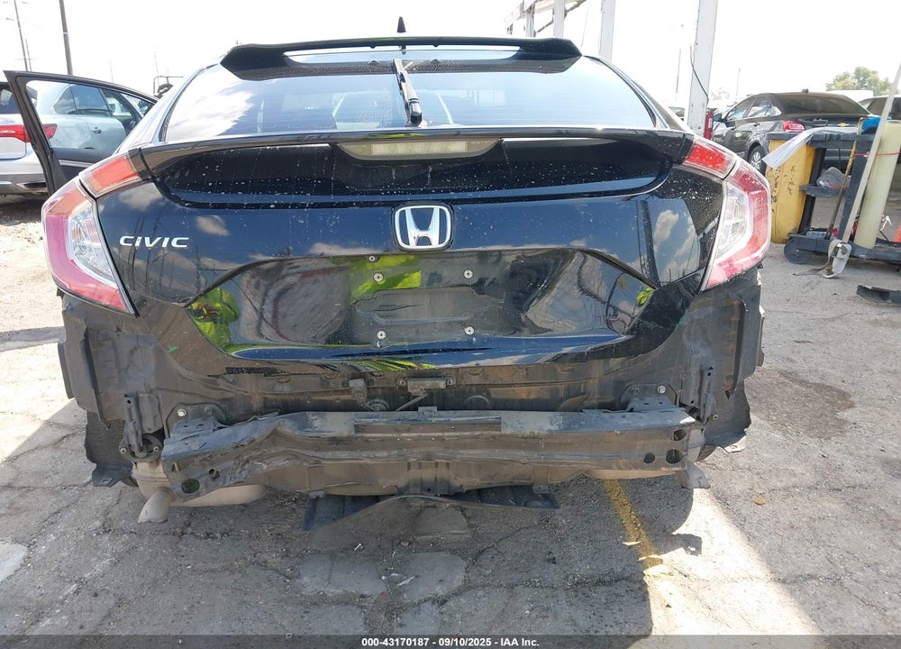 2017 HONDA CIVIC VIN: SHHFK7H57HU413820
