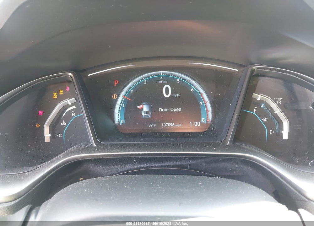 2017 HONDA CIVIC VIN: SHHFK7H57HU413820