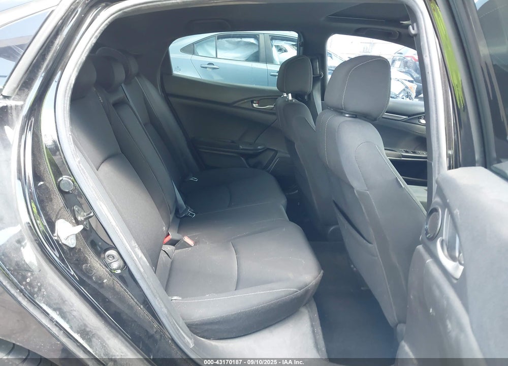 2017 HONDA CIVIC VIN: SHHFK7H57HU413820