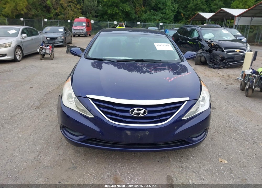 2013 HYUNDAI SONATA VIN: 5NPEB4AC0DH679650