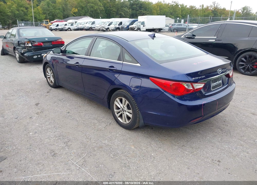 2013 HYUNDAI SONATA VIN: 5NPEB4AC0DH679650