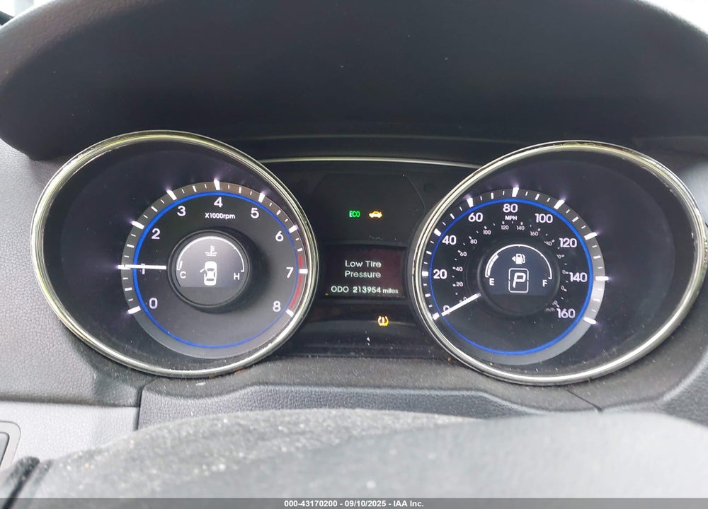 2013 HYUNDAI SONATA VIN: 5NPEB4AC0DH679650