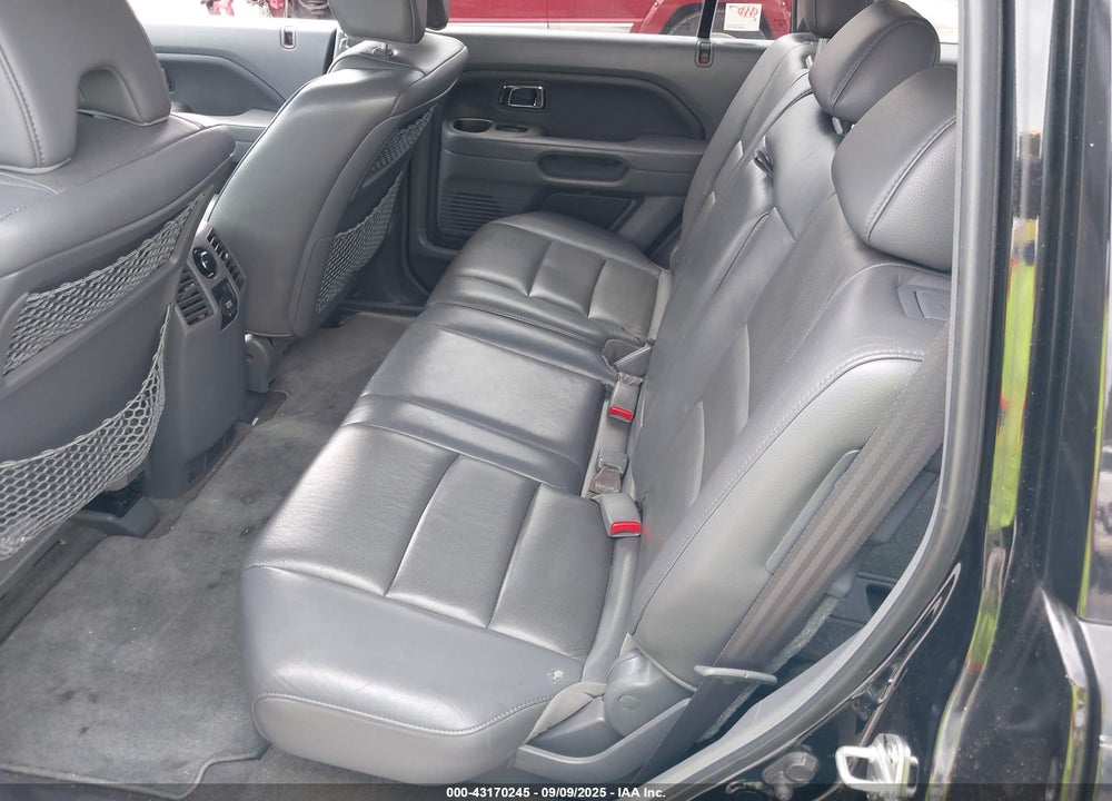 2007 HONDA PILOT EX-L VIN: 5FNYF28517B004731