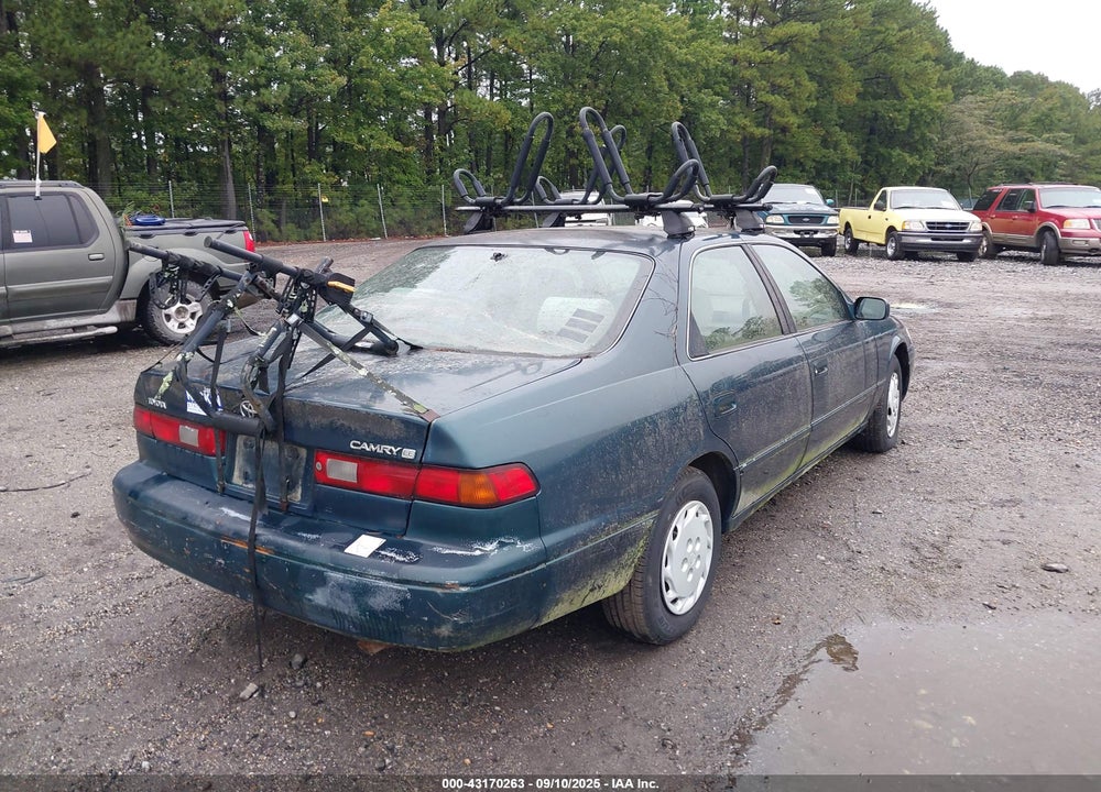 1997 TOYOTA CAMRY LE VIN: 4T1BG22K0VU127941
