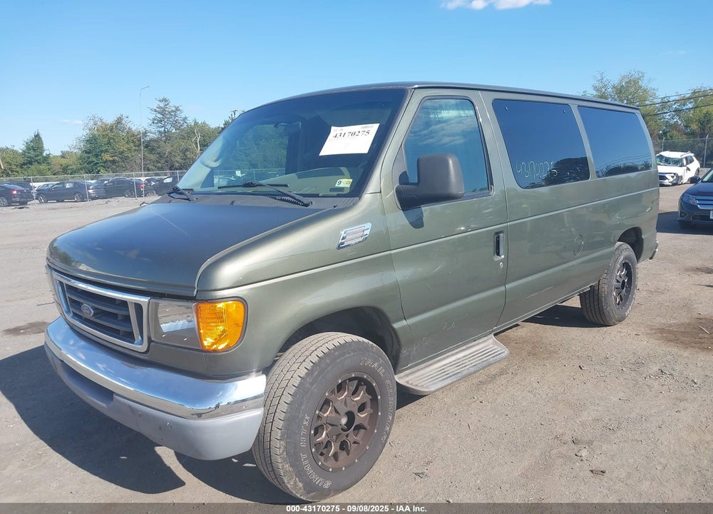 2004 FORD E-350 SUPER DUTY VIN: 1FBNE31L44HA85230