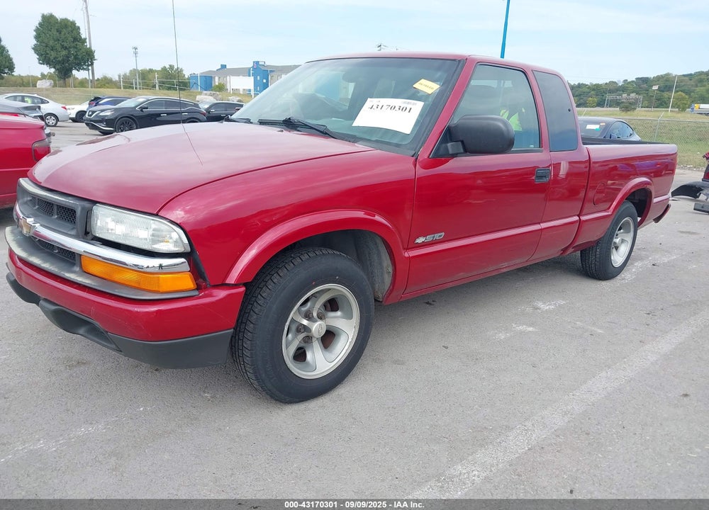 2002 CHEVROLET S-10 LS VIN: 1GCCS19W928230676