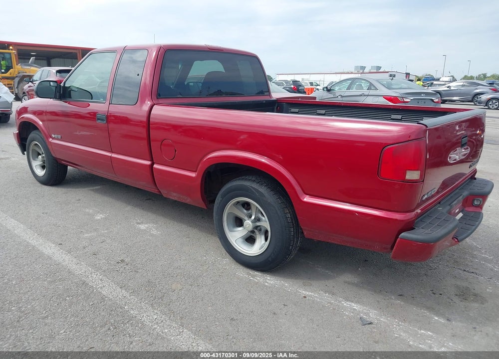 2002 CHEVROLET S-10 LS VIN: 1GCCS19W928230676