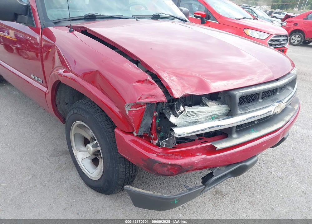 2002 CHEVROLET S-10 LS VIN: 1GCCS19W928230676