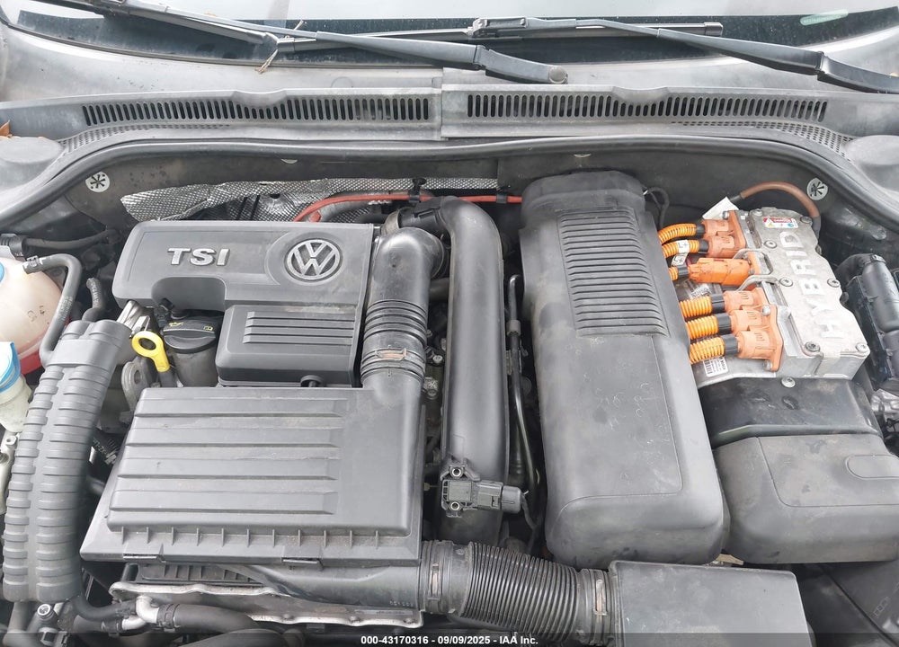 2013 VOLKSWAGEN JETTA HYBRID SE VIN: 3VW637AJ6DM260145