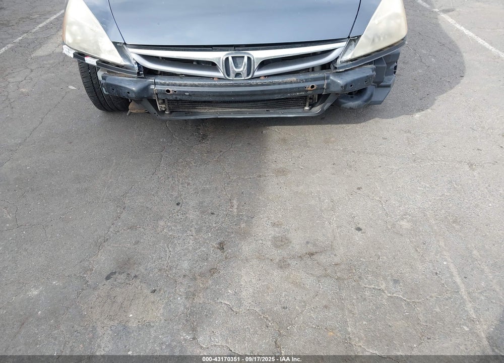 2007 HONDA ACCORD 2.4 SE VIN: JHMCM56367C012354