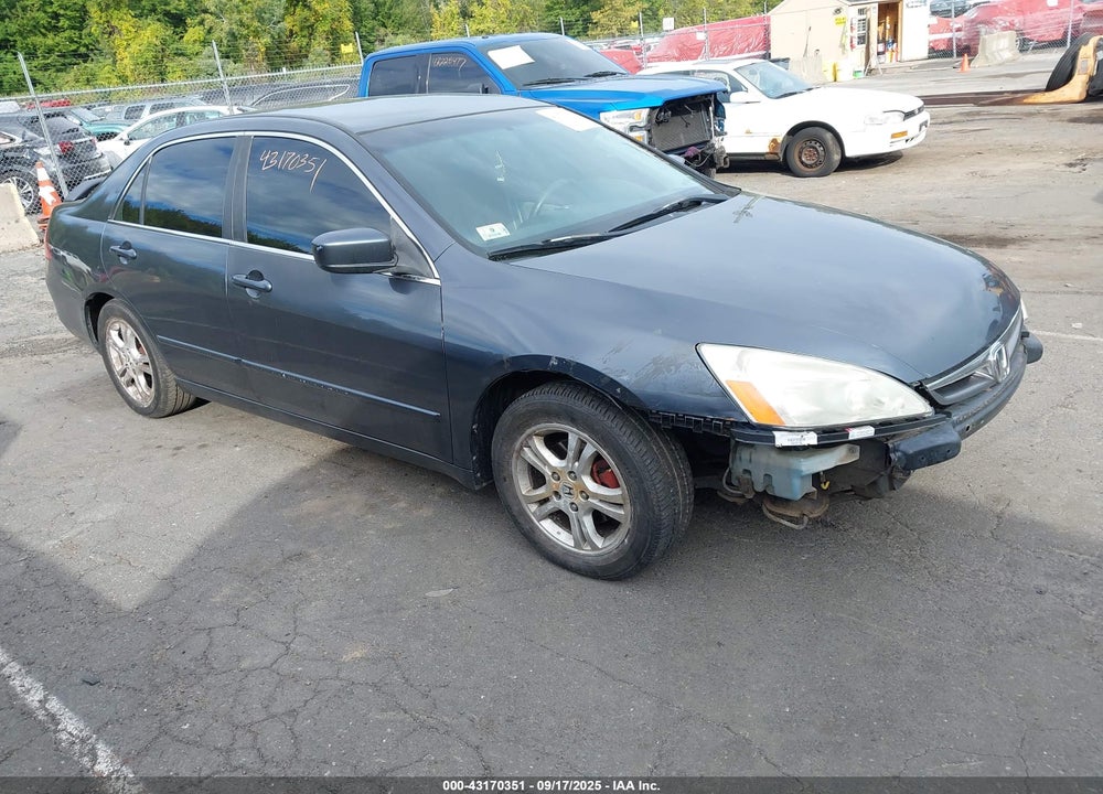 2007 HONDA ACCORD 2.4 SE VIN: JHMCM56367C012354