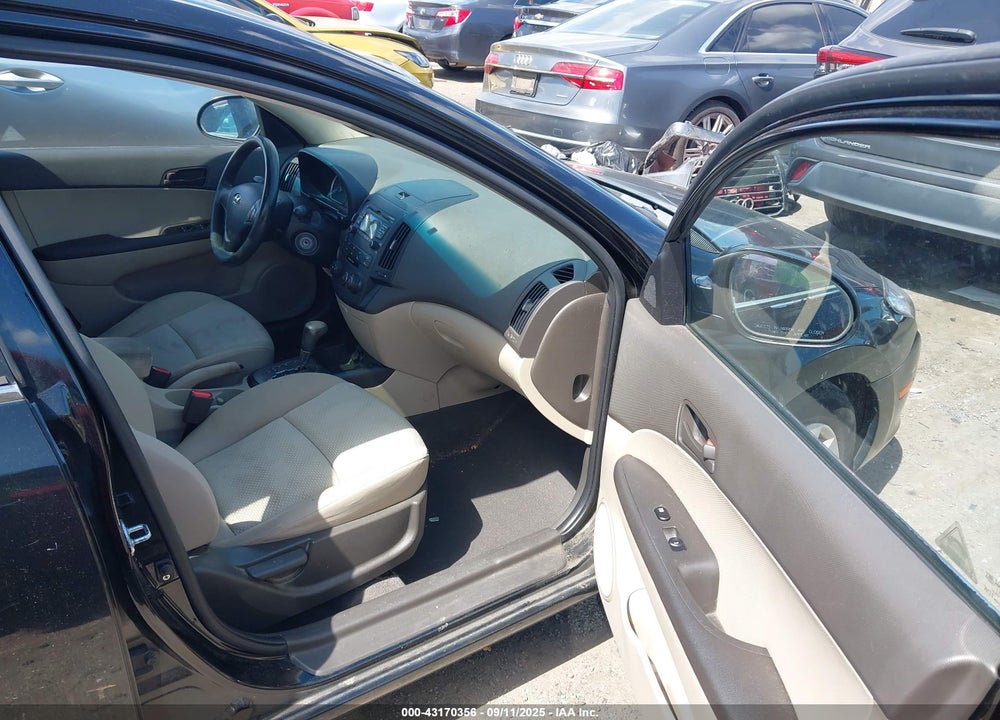 2010 HYUNDAI ELANTRA TOURING GLS VIN: KMHDB8AE9AU072647