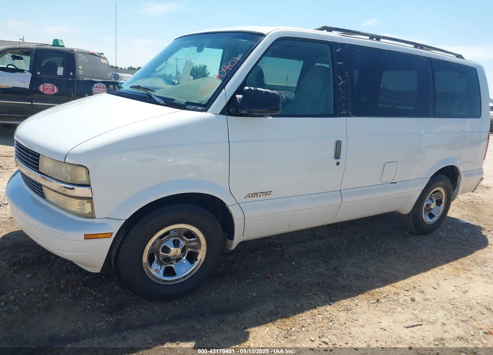 2000 CHEVROLET ASTRO VIN: 1GNDM19W5YB144945