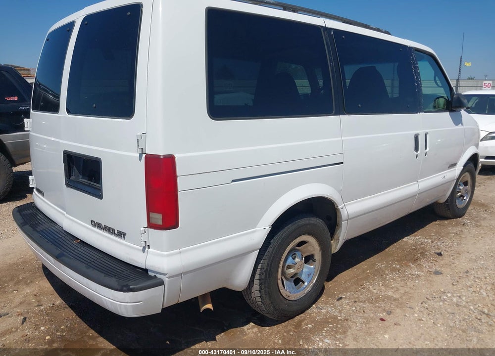2000 CHEVROLET ASTRO VIN: 1GNDM19W5YB144945