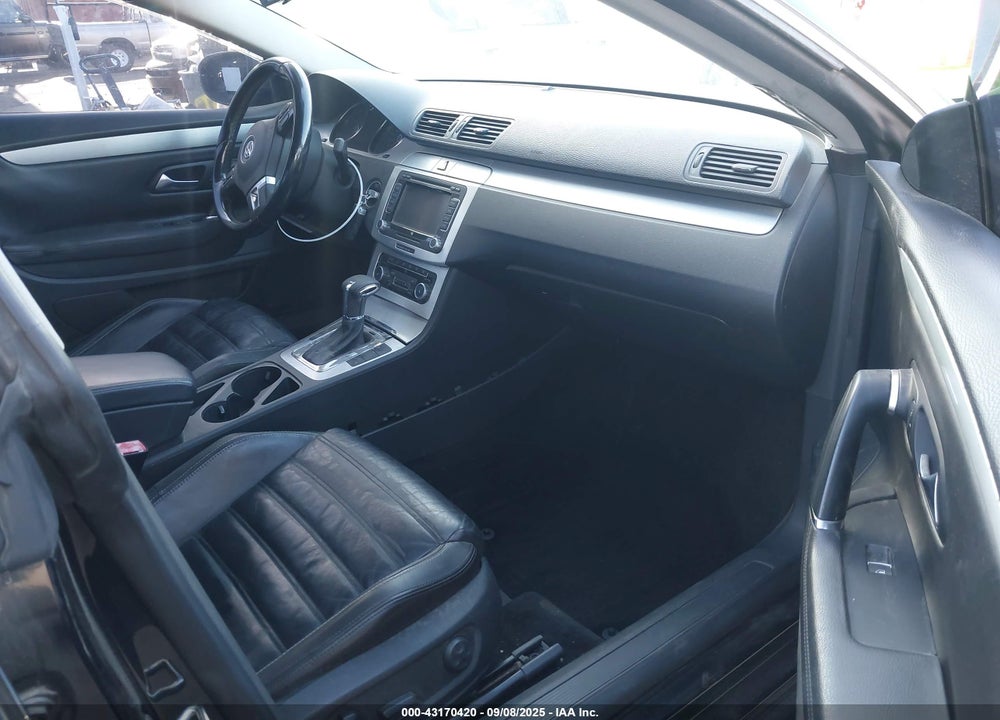 2010 VOLKSWAGEN CC LUXURY VIN: WVWHN7AN0AE564999