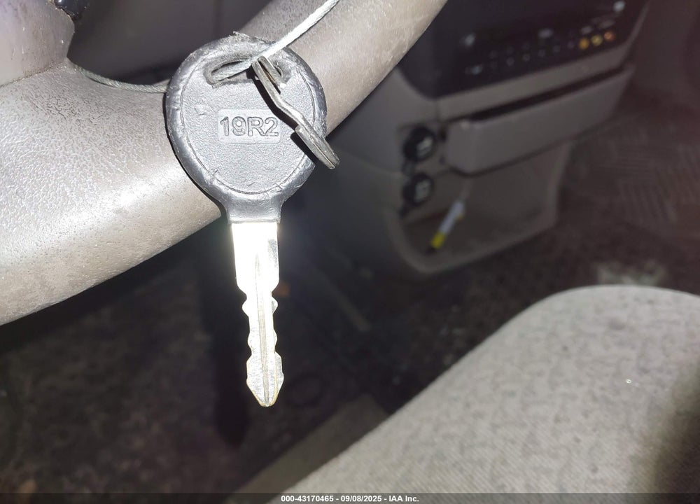2003 CHRYSLER TOWN & COUNTRY LX VIN: 2C4GP44R73R372357
