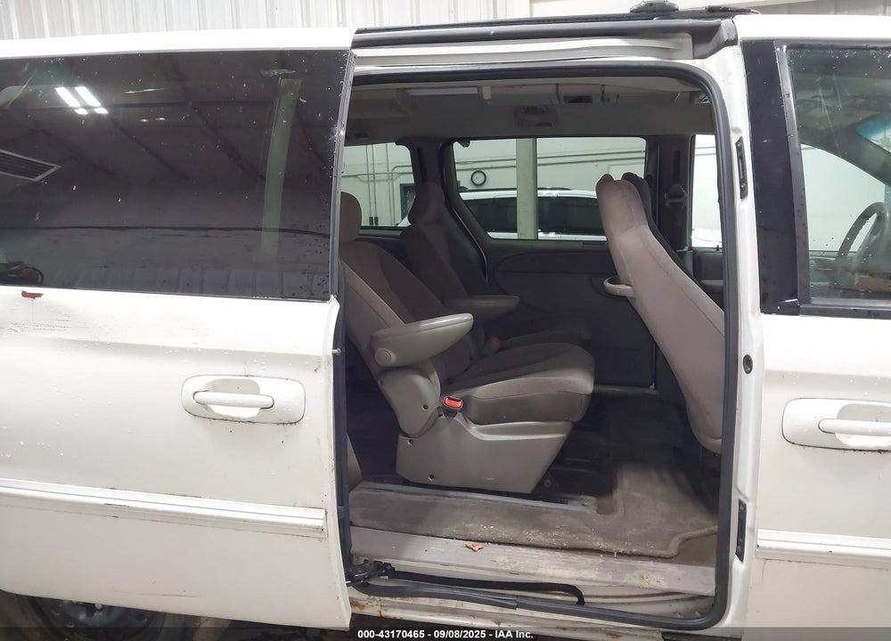 2003 CHRYSLER TOWN & COUNTRY LX VIN: 2C4GP44R73R372357