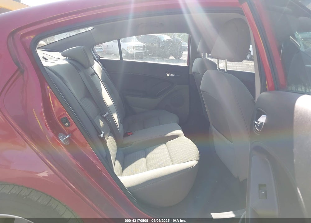 2014 KIA FORTE LX VIN: KNAFX4A69E5210846