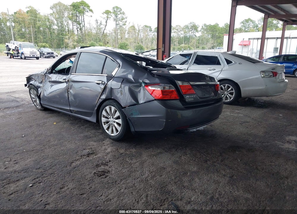 2013 HONDA ACCORD VIN: 1HGCR2F81DA090630