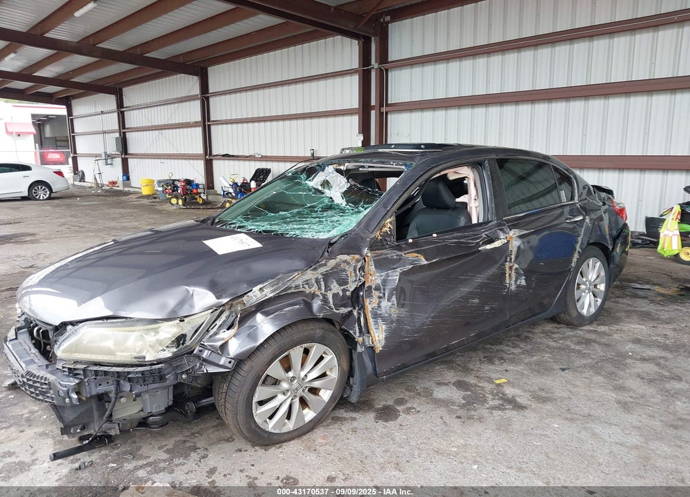 2013 HONDA ACCORD VIN: 1HGCR2F81DA090630