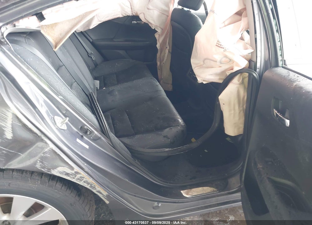 2013 HONDA ACCORD VIN: 1HGCR2F81DA090630