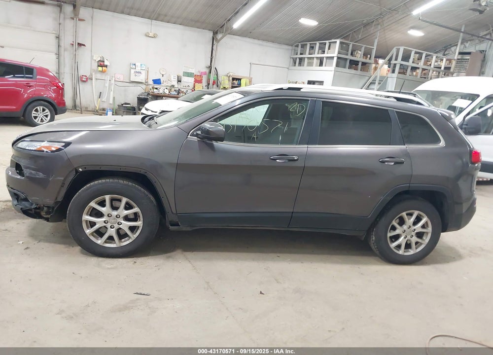 2017 JEEP CHEROKEE VIN: 1C4PJMCB1HW524072